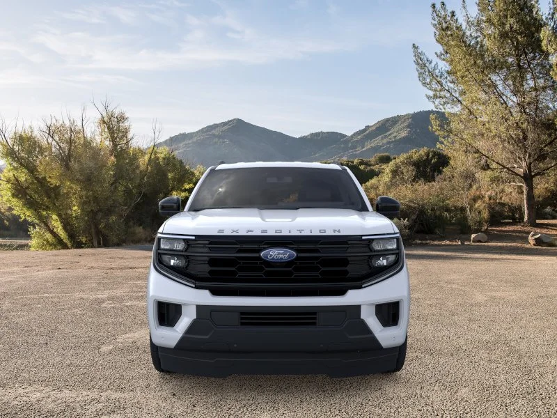 New 2026 Oxford White Ford Active image 30