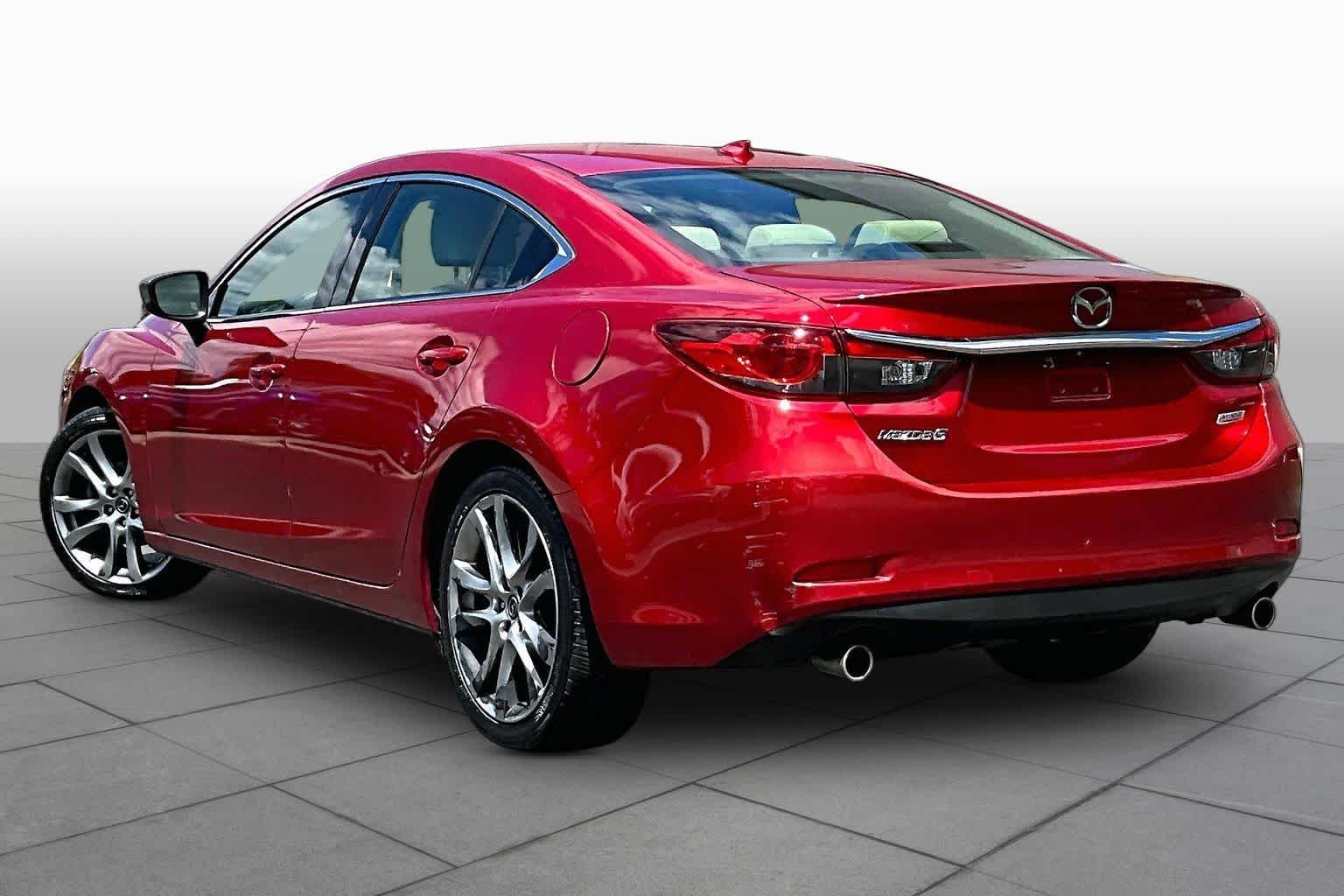 Used 2015 Soul Red Metallic Mazda i Grand Touring image 11