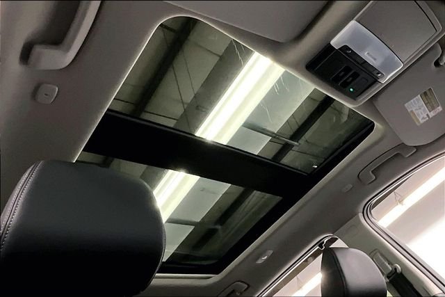 2025 Nissan Rogue Platinum - Photo 36