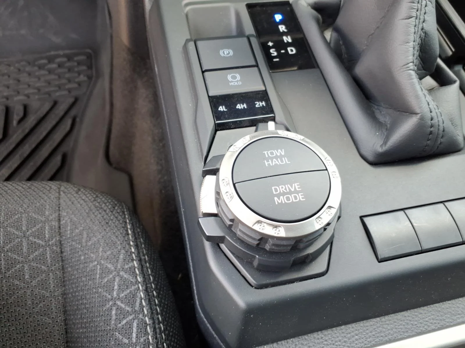 Certified Used 2025 Ice Cap Toyota SR5 image 5