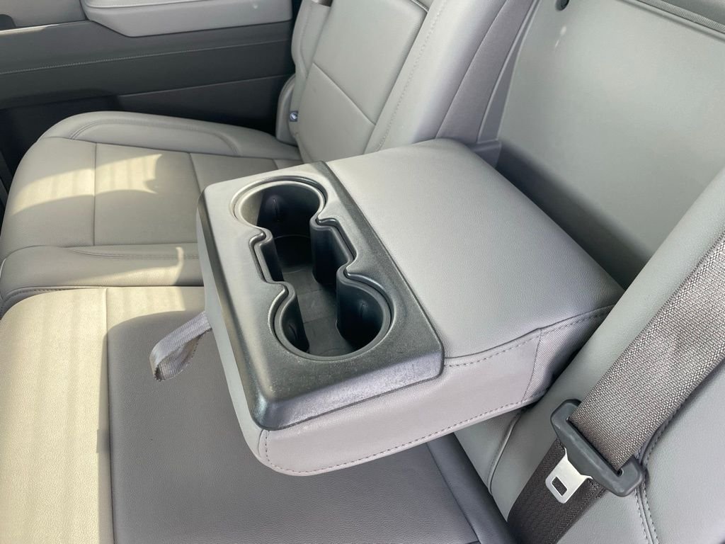 Used 2025 White GMC SLT image 59