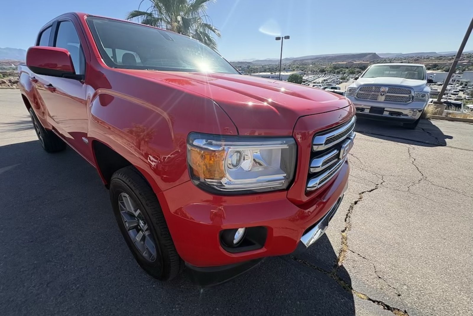 Used 2016 Cardinal Red GMC 4WD SLE image 8