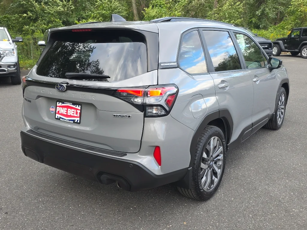 2025 Subaru Forester Touring - Photo 16