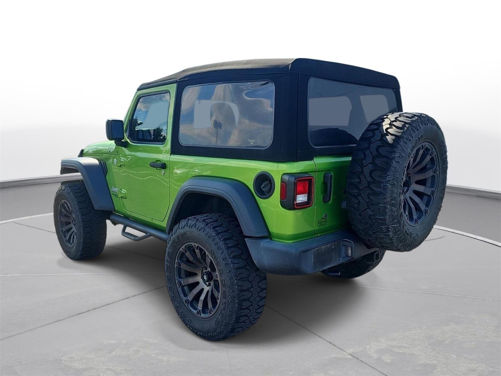 Used 2018 Mojito! Clearcoat Jeep Sport image 8