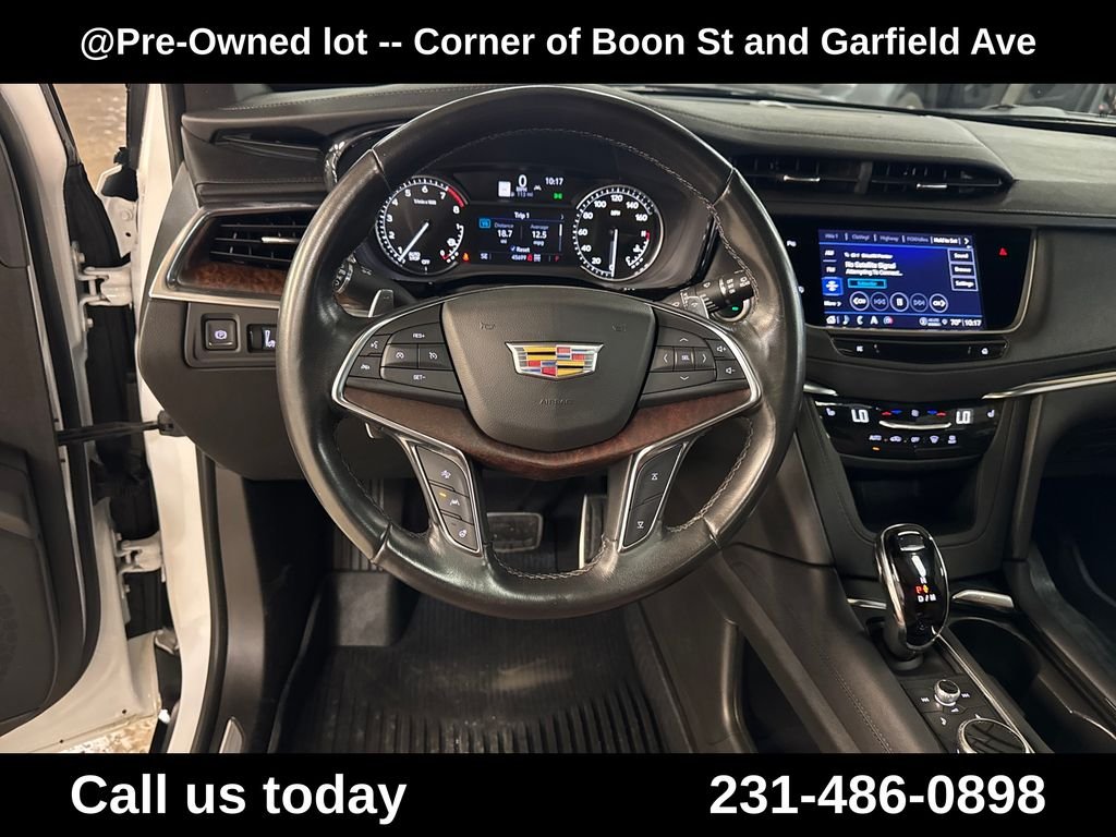 Used 2024 White Cadillac Sport image 17