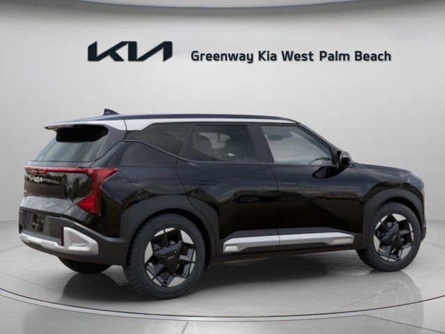 New 2027 Black Kia S image 7