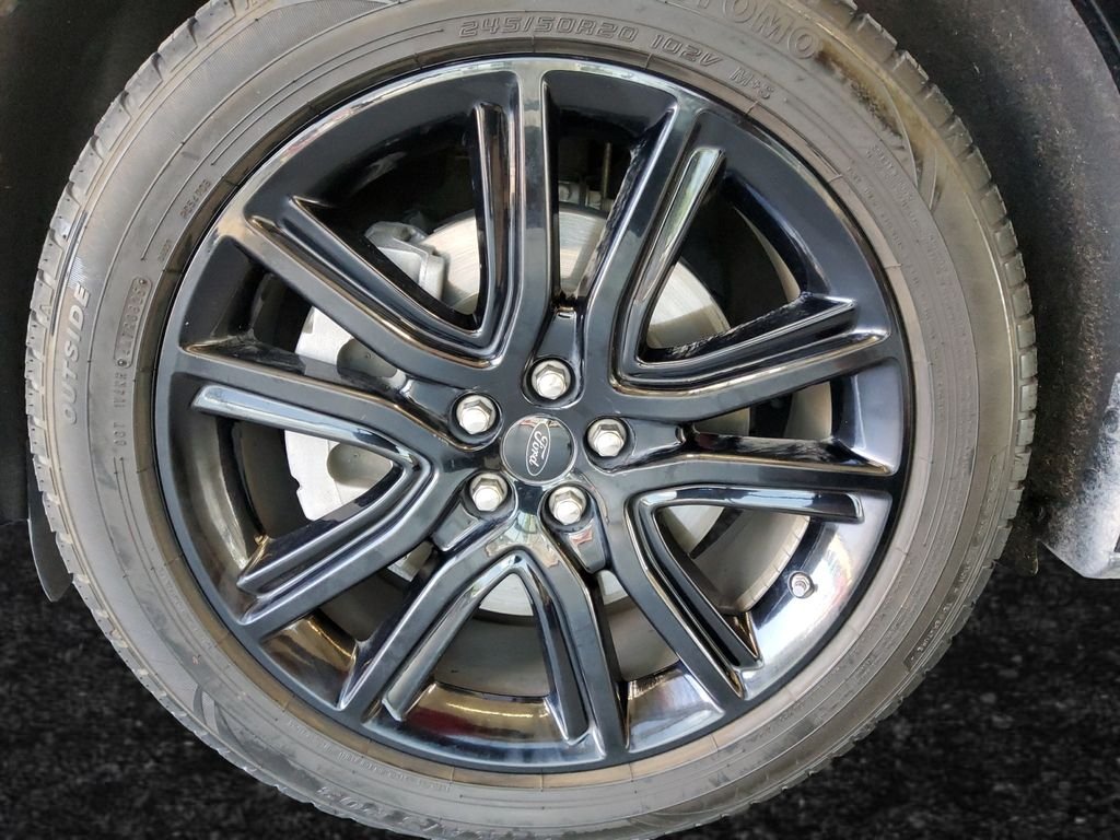 Used 2022 Black Ford ST Line image 25