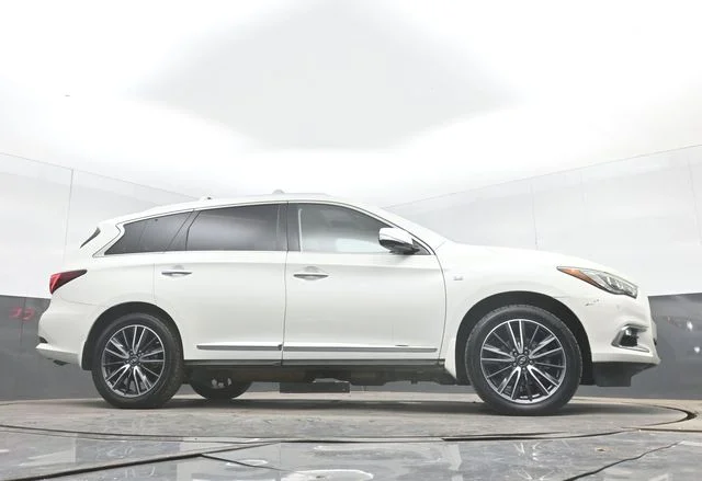Used 2017 Majestic INFINITI Base image 51