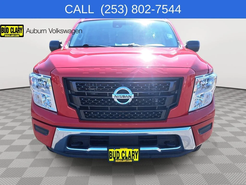 Used 2022 Red Nissan SV image 8