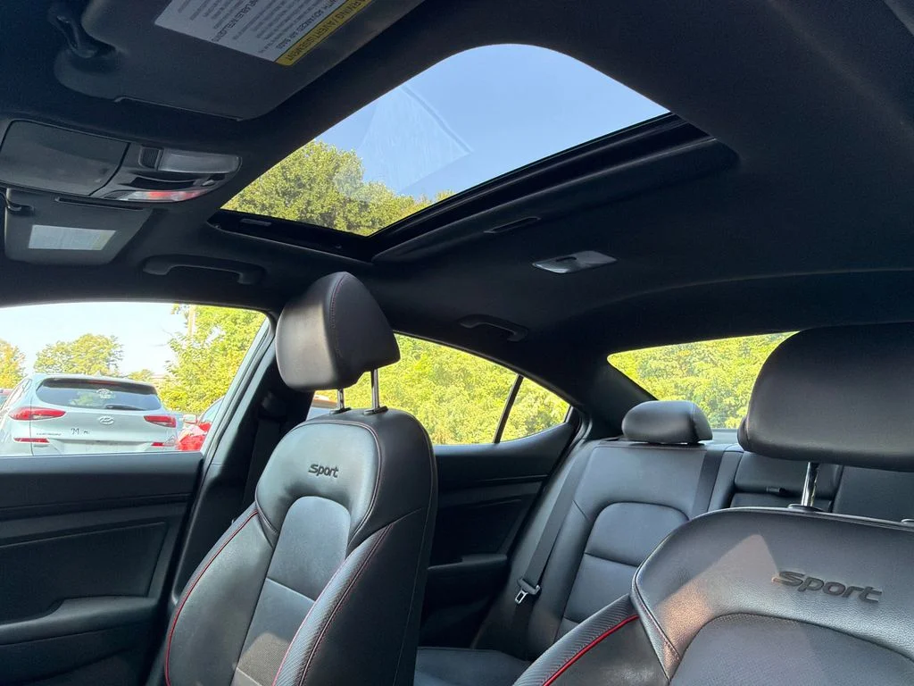 Used 2019 Silver Hyundai Sport image 32