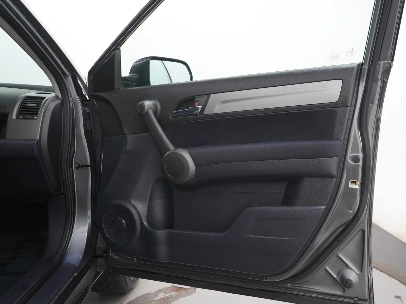 Used 2010 Polished Metal Metallic Honda LX image 9