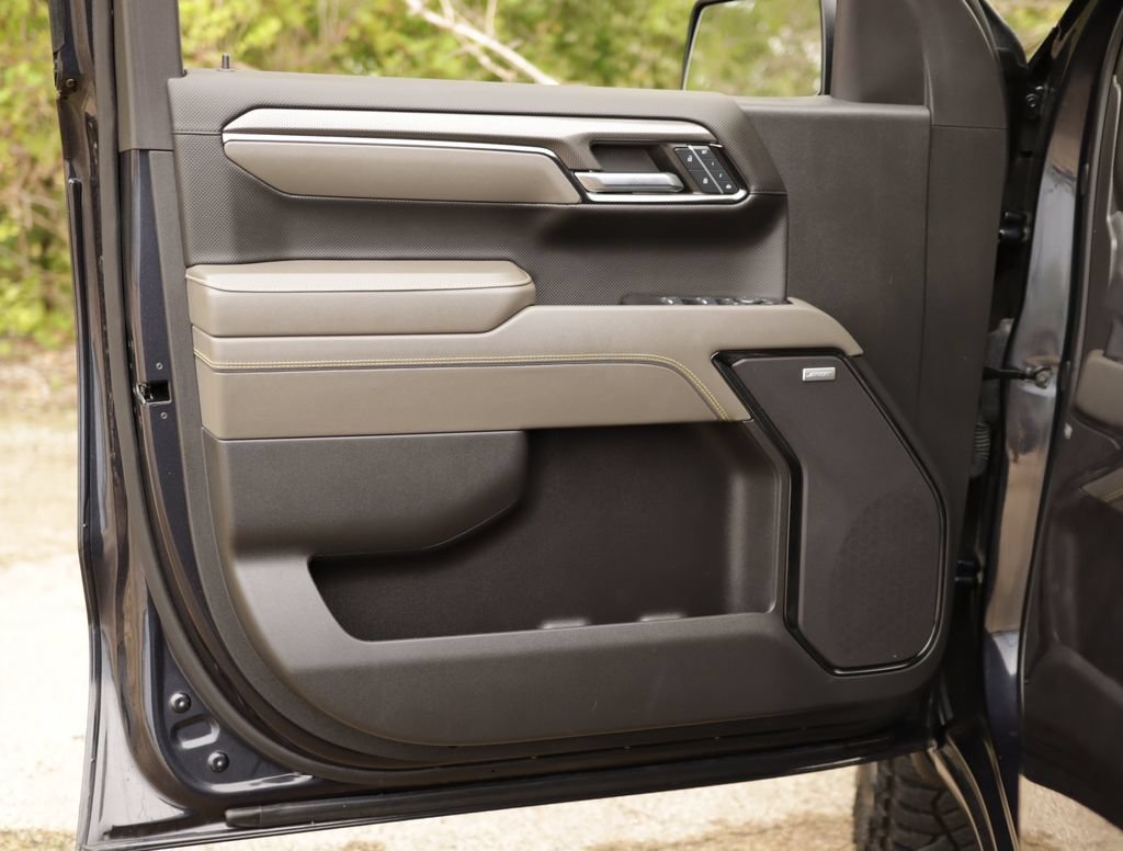 Used 2024 Dark Ash Metallic Chevrolet ZR2 image 26
