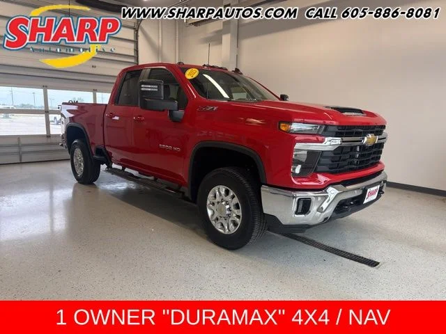 2025 Chevrolet Silverado HD LT 4WD Double Cab Standard Box's photo