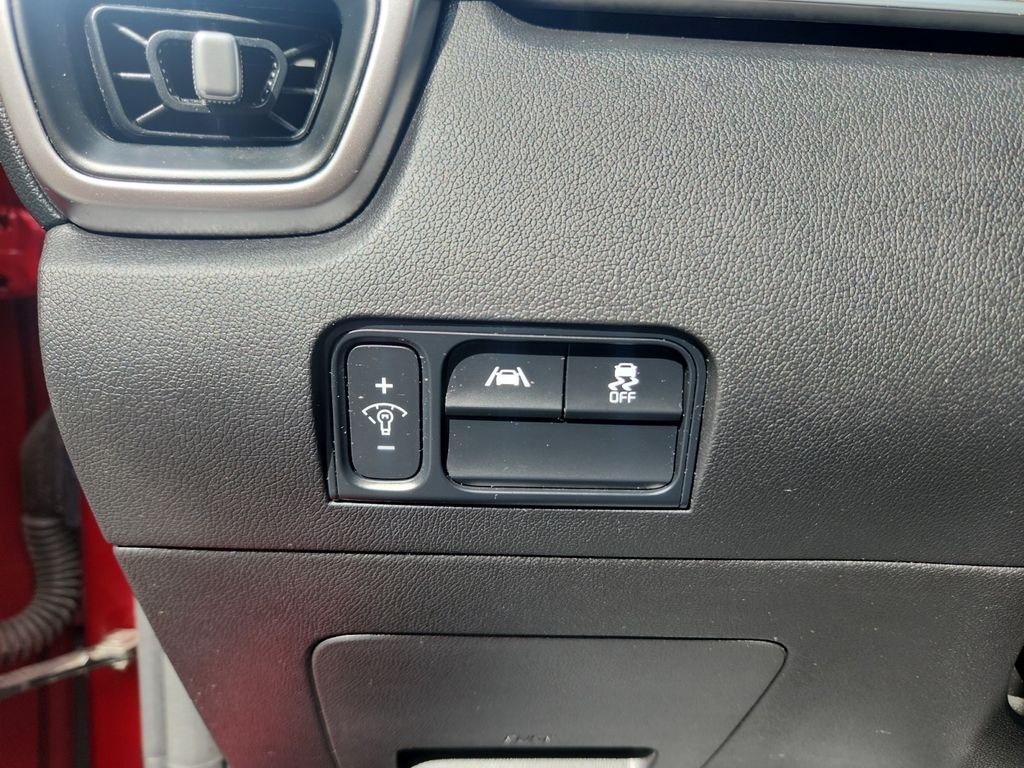 Certified Used 2022 Red Kia S image 26