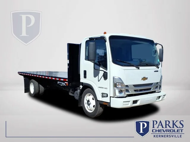 2025 Chevrolet Low Cab Forward 4500 HG 