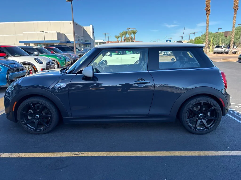 Used 2019 Gray MINI Iconic image 7