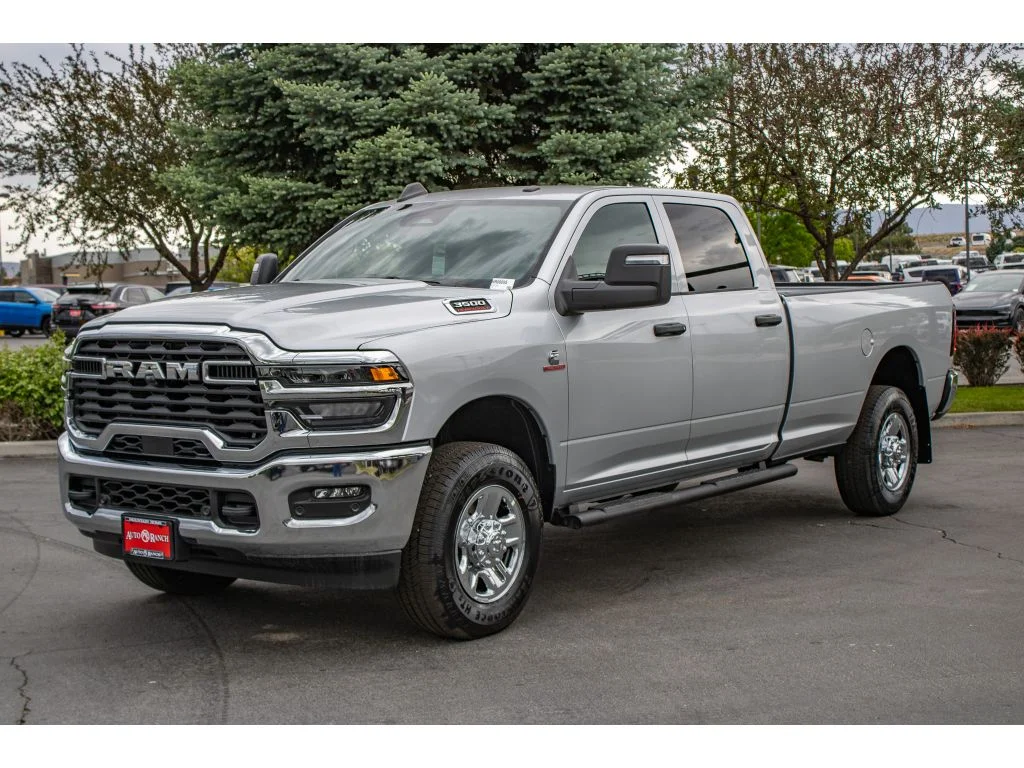New 2026 Silver Zynith Ram Tradesman image 4