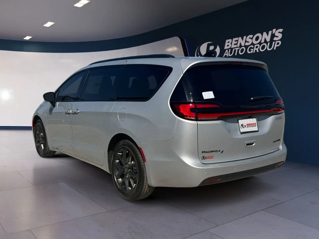 New 2026 Silver Chrysler Limited image 3