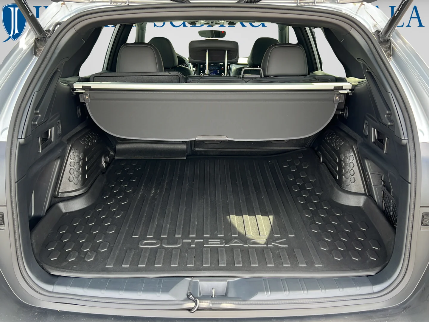 Used 2022 Ice Silver Metallic Subaru Wilderness image 9