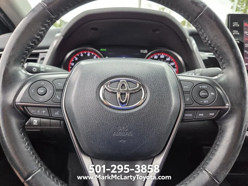 Used 2024 Ice Edge TOYOTA XSE AUTO image 21