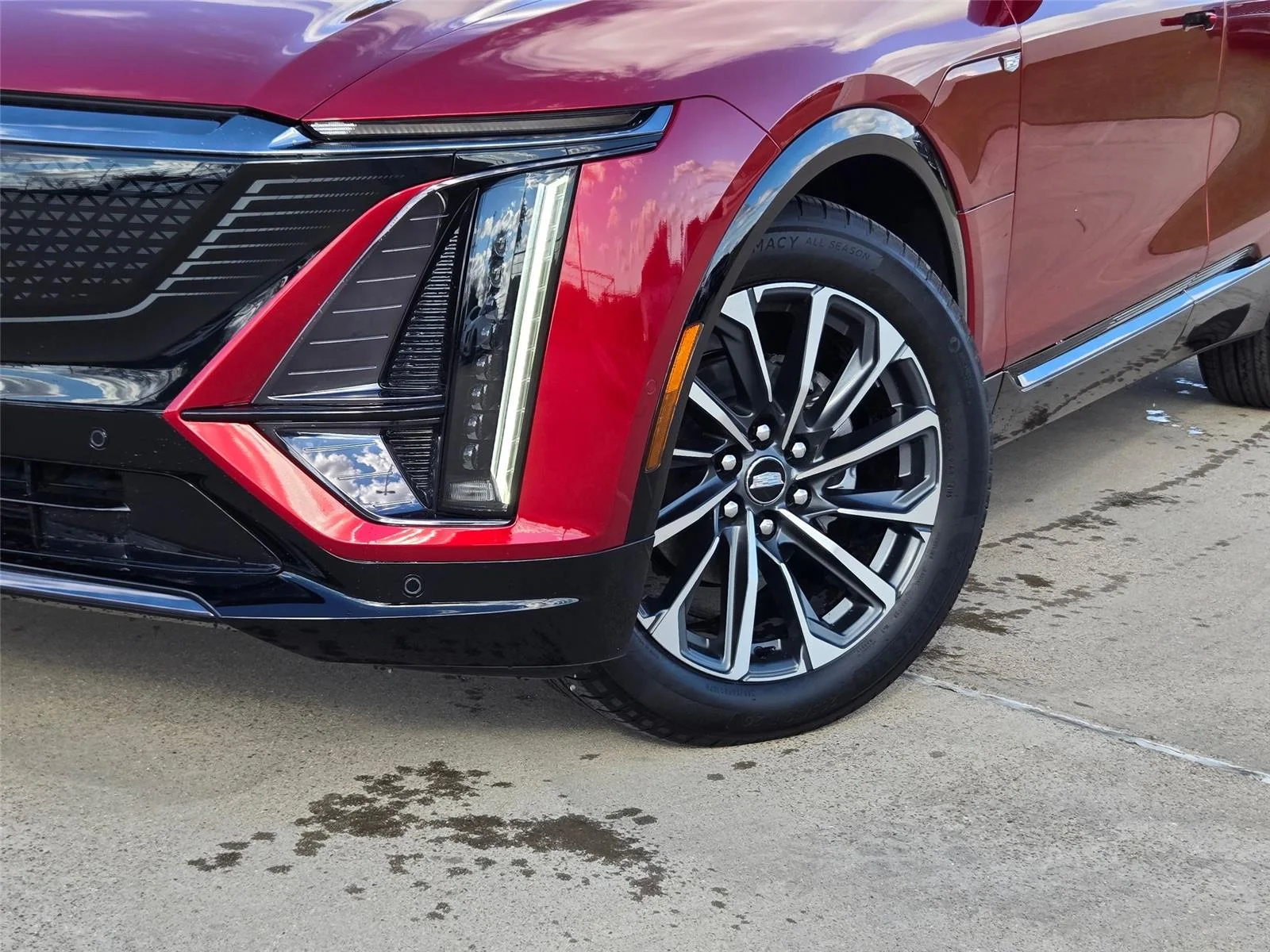 2026 Cadillac LYRIQ Sport - Photo 7