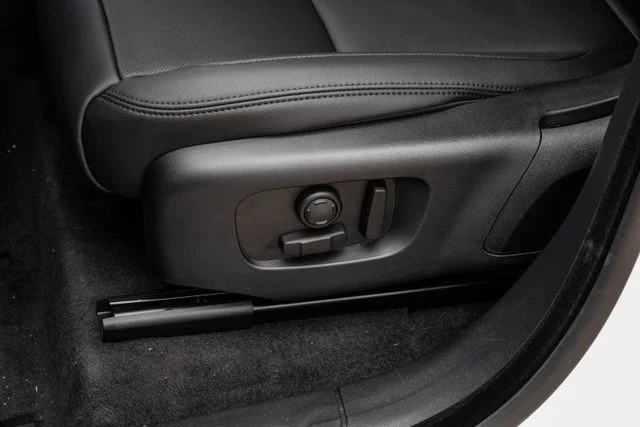 New 2026  Land Rover S image 39