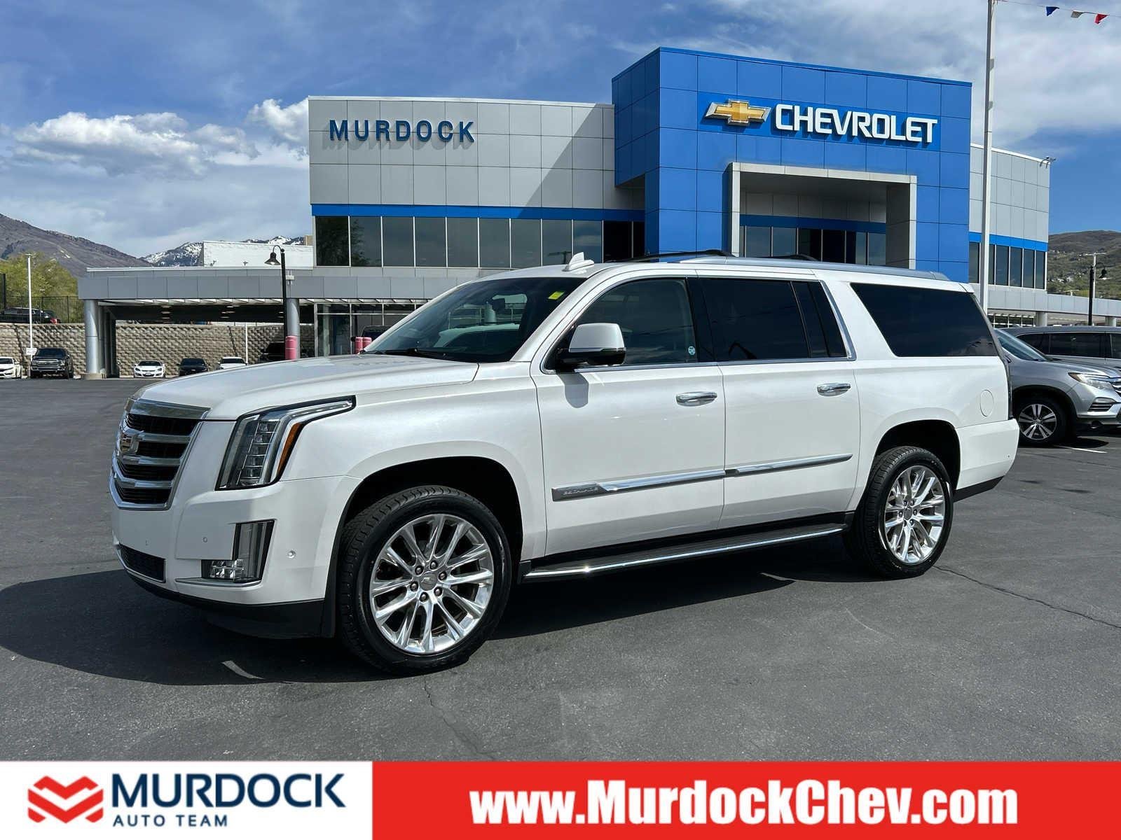 2018 Cadillac Escalade ESV AWD Luxury's photo