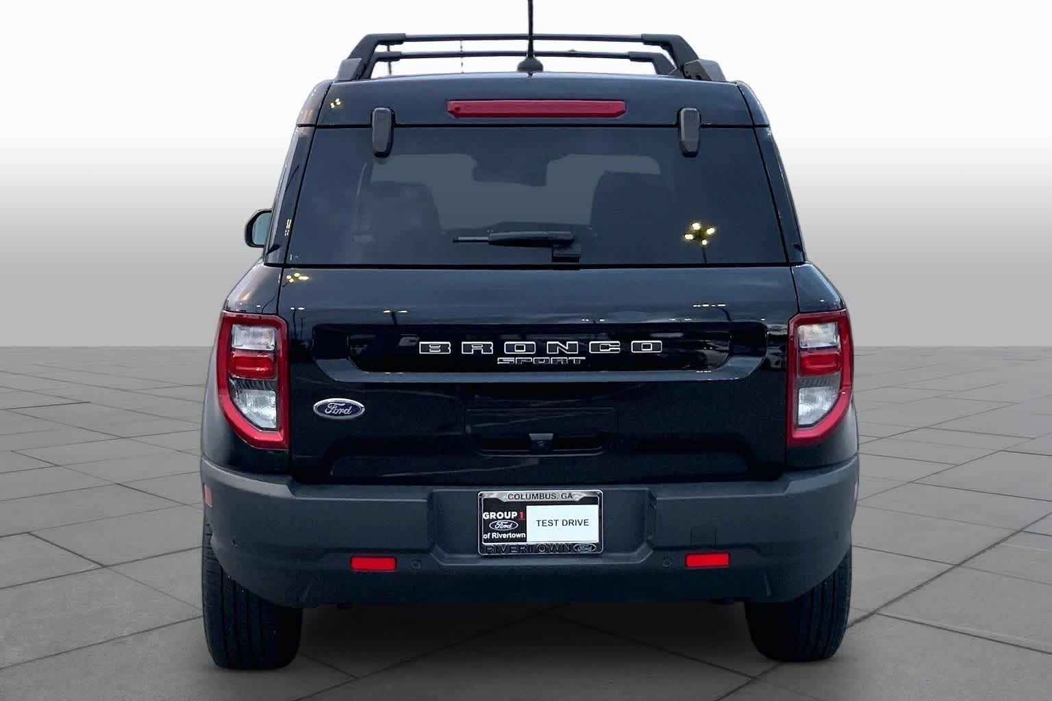 Used 2023 Shadow Black Ford Outer Banks image 5