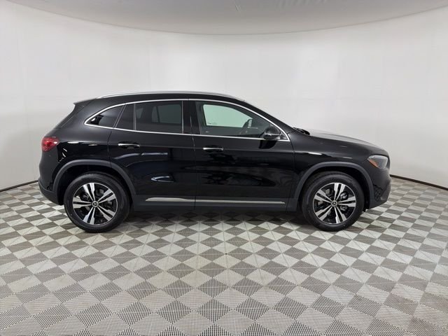 New 2026 Night Black Mercedes-Benz GLA 250 image 8
