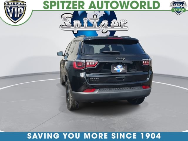 Used 2025 Black Jeep Latitude image 8