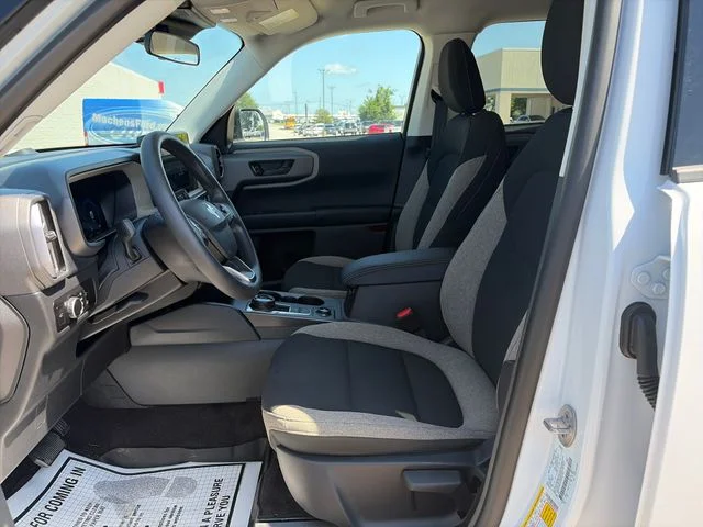 Used 2025 White Ford Big Bend image 15