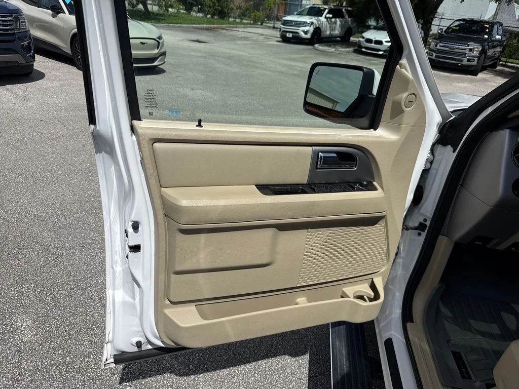 Certified Used 2017 White Ford Limited image 14