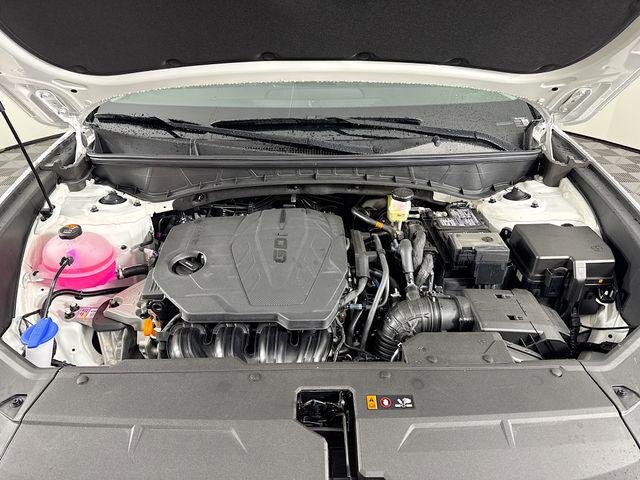 New 2026 White Hyundai SEL FWD image 44