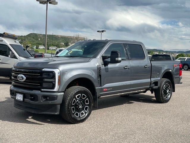 2026 Ford F-350 Super Duty Platinum - Photo 43