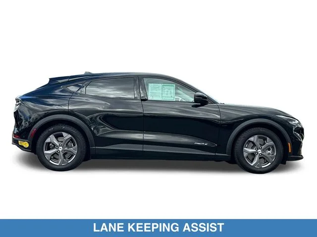 Used 2022 Black Ford Select image 4