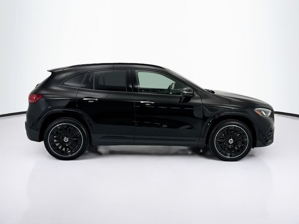 New 2026 Night Black Mercedes-Benz GLA 250 image 4