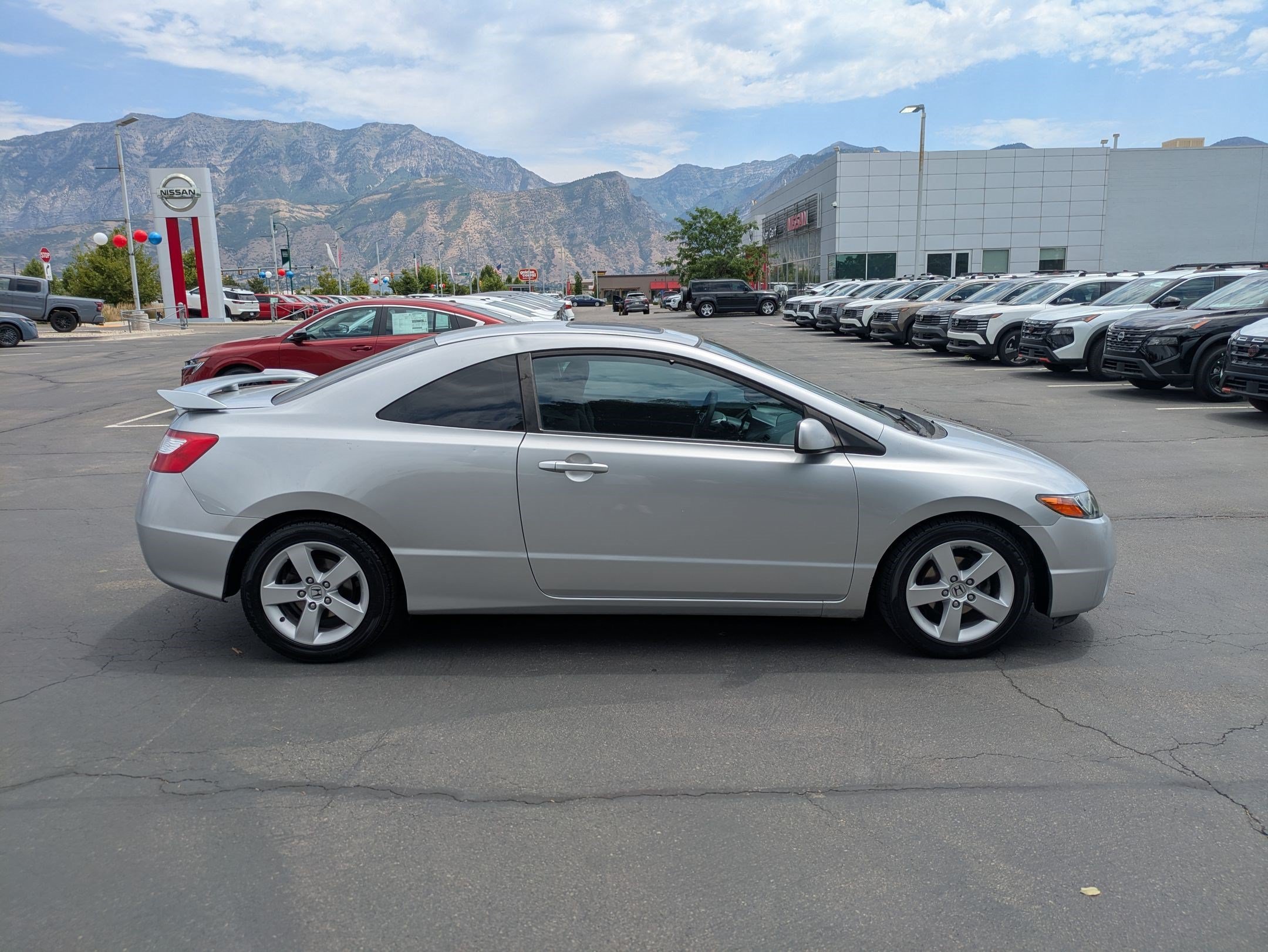 Used 2008 Silver Honda EX image 2