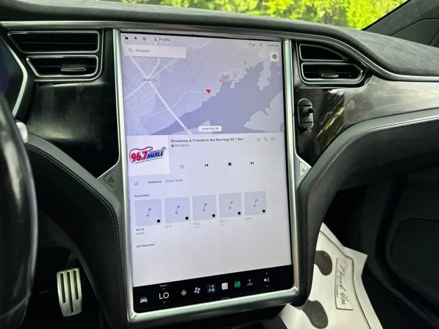 Used 2016 Red Tesla 90D image 20