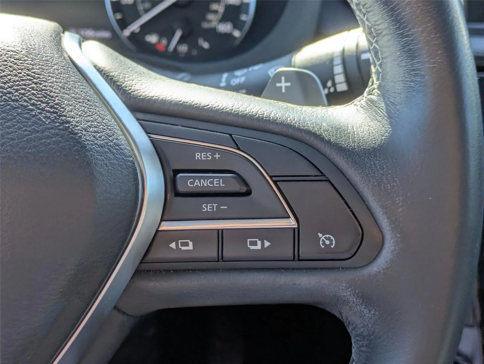 Used 2020  INFINITI LUXE image 17