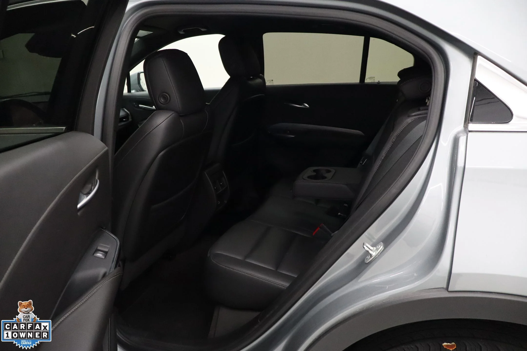 Used 2025 Silver Cadillac Premium Luxury image 26