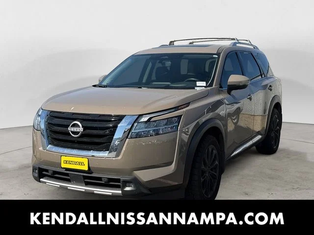 2024 Nissan Pathfinder Platinum 4WD's photo