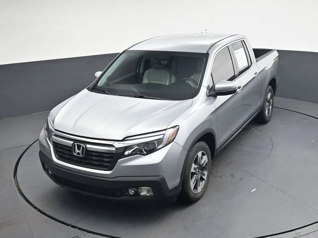 Used 2017  Honda RTL-T image 30