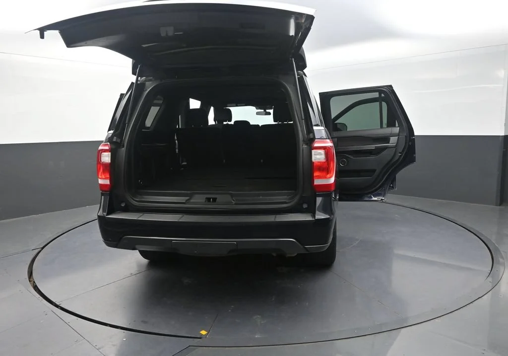 Used 2021 Blue Ford XL image 9