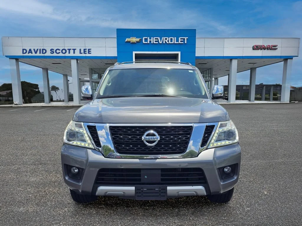 Used 2018 Gun Metallic Nissan SL image 2