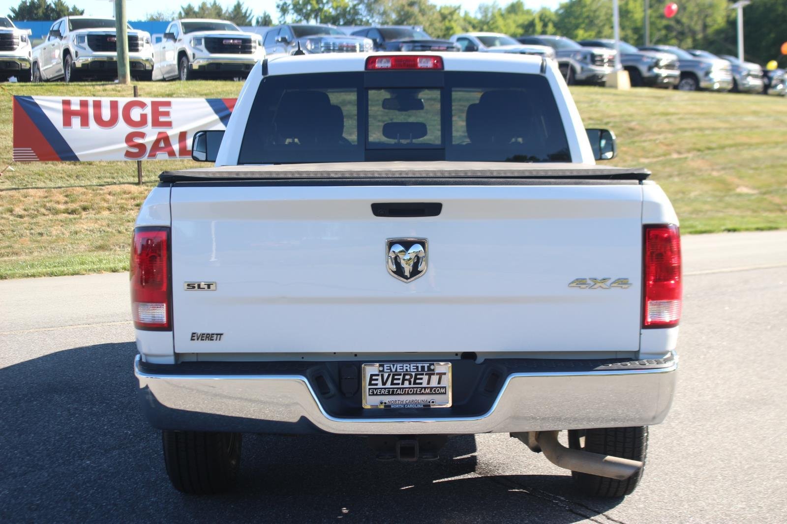 Used 2023 White Ram SLT image 6