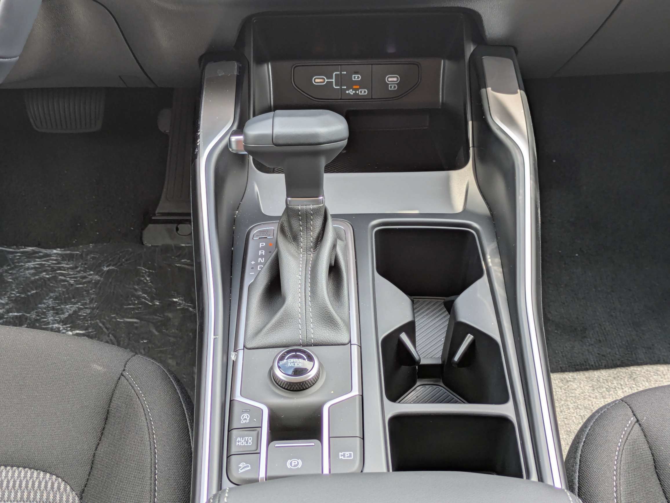 New 2026 Ebony Black Kia LX image 20