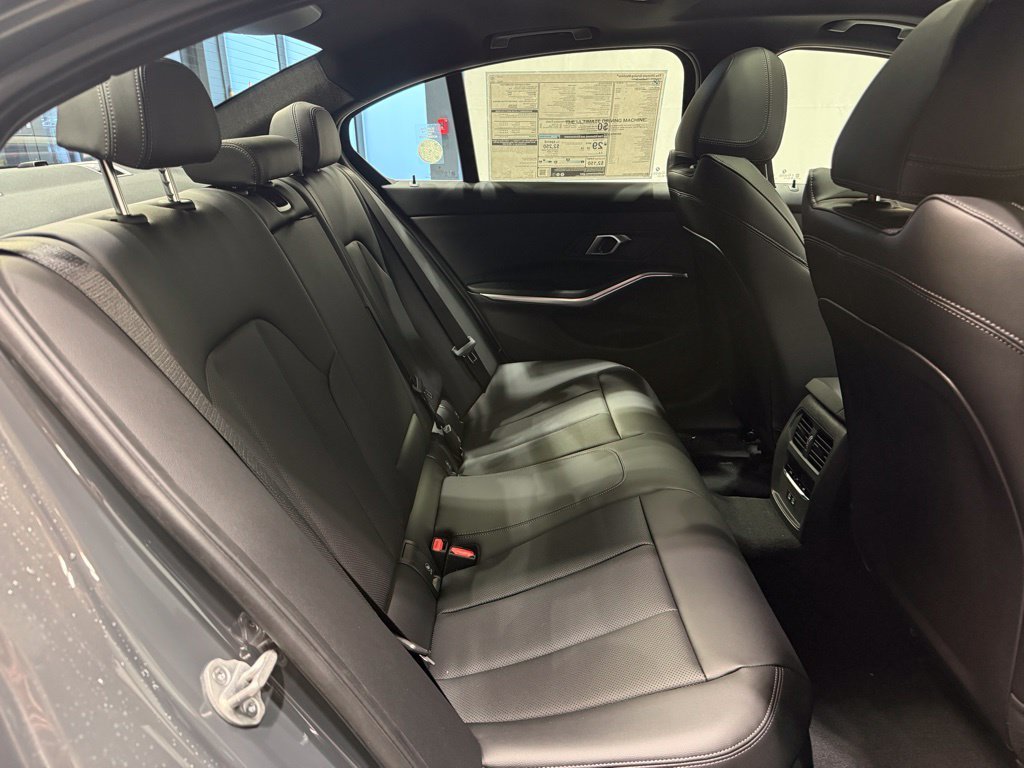 2026 BMW 3 Series 330i - Photo 24