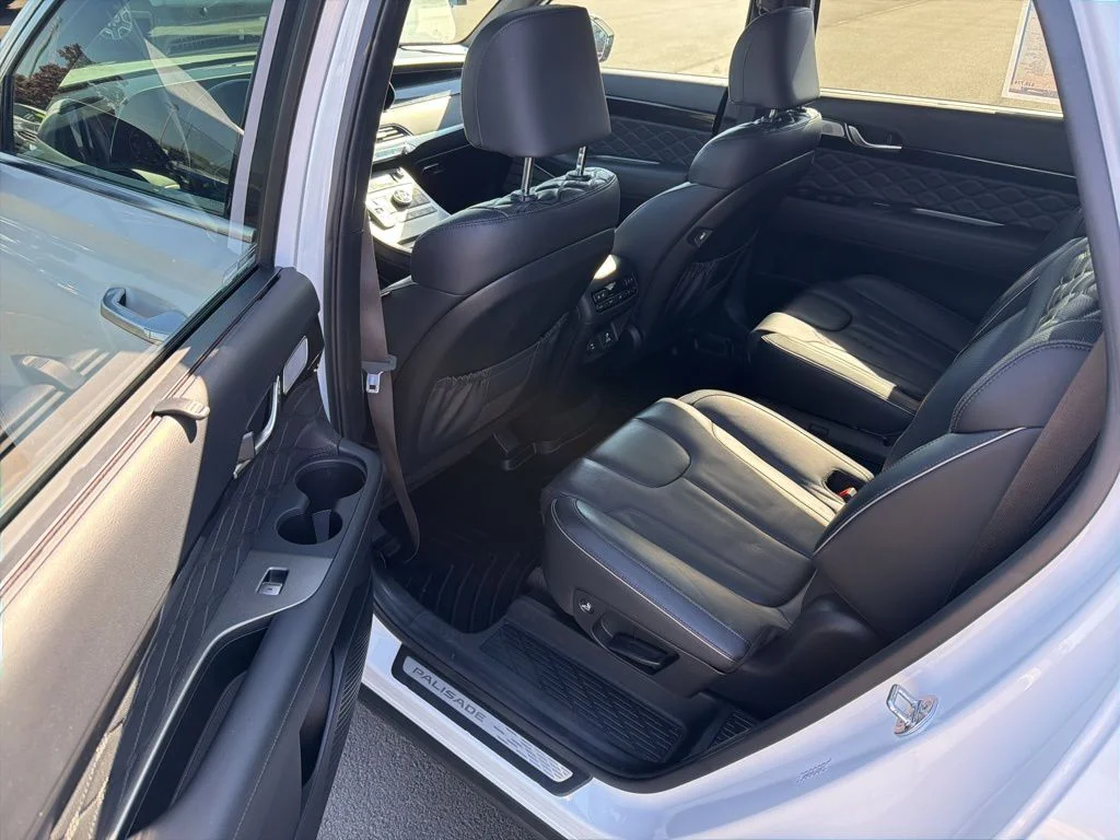 Used 2020 Hyper White Hyundai Limited image 29