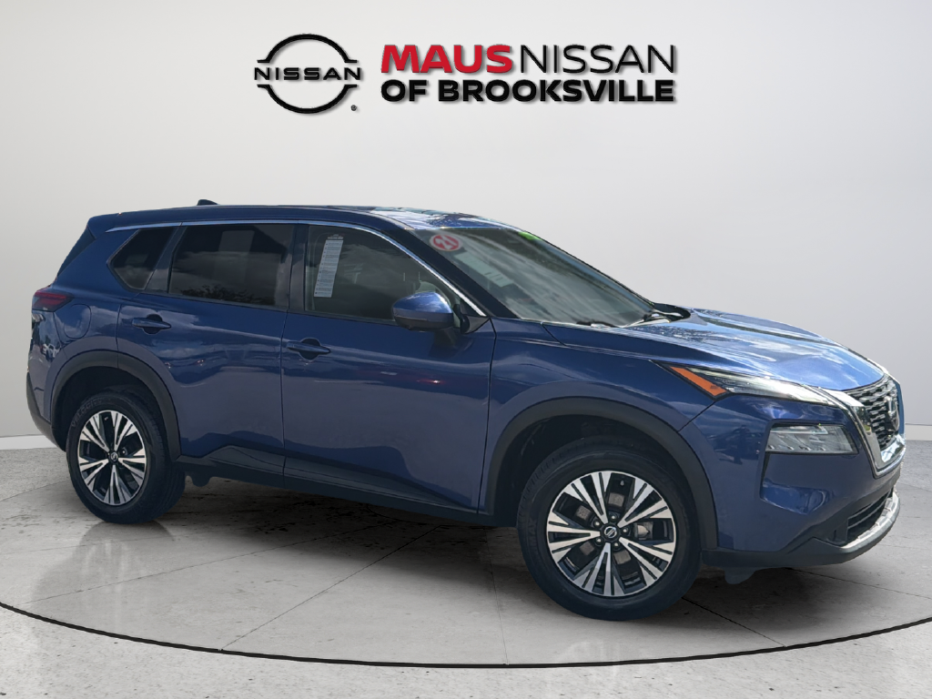 Used 2021 Blue Nissan SV image 14