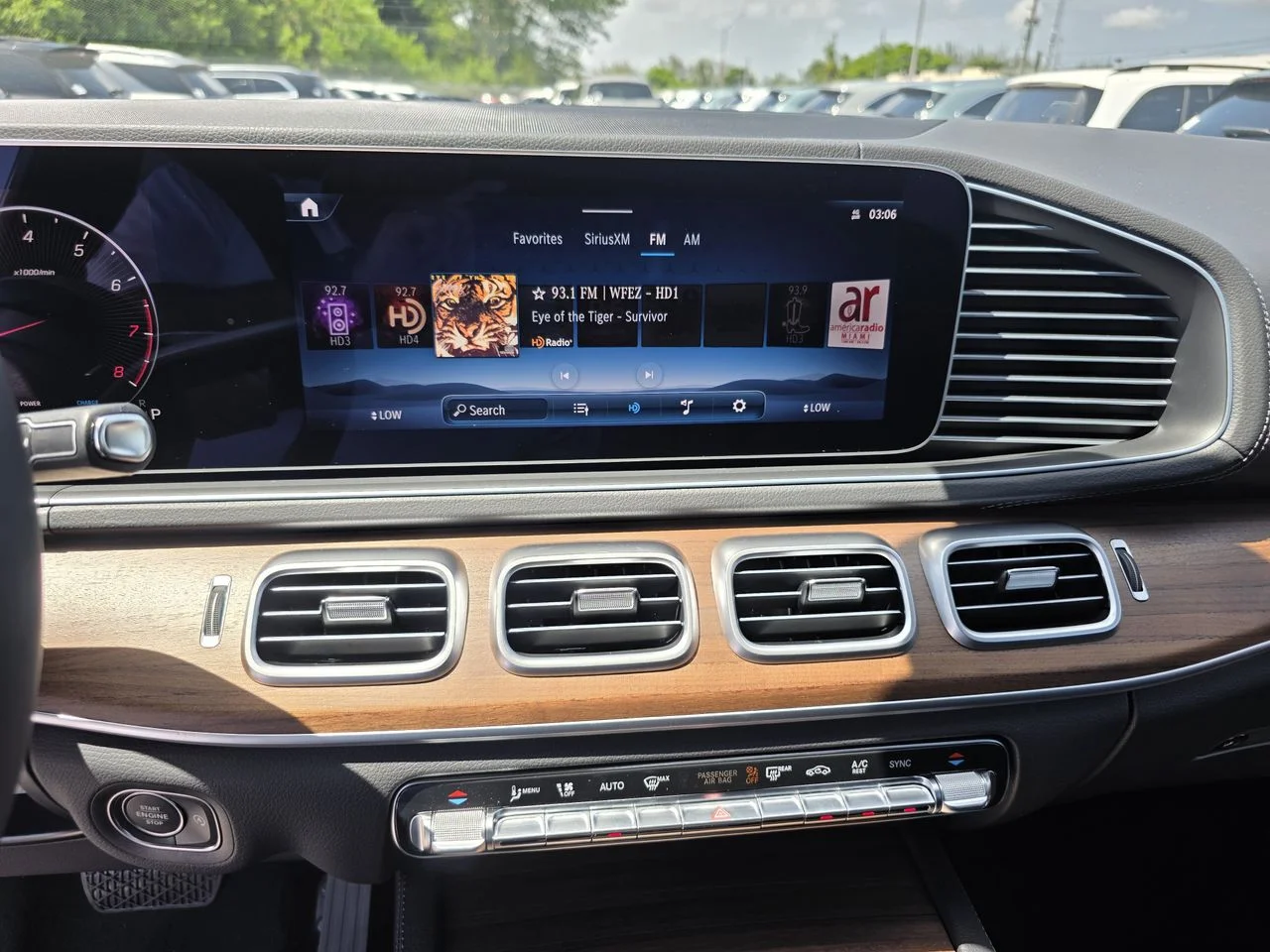 New 2026 Cirrus Silver Metallic Mercedes-Benz GLE 450 image 24